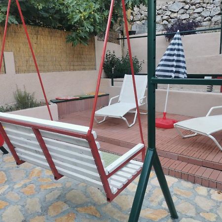 Big And Spacious Apartment In The Heart Of Omiš Eksteriør billede