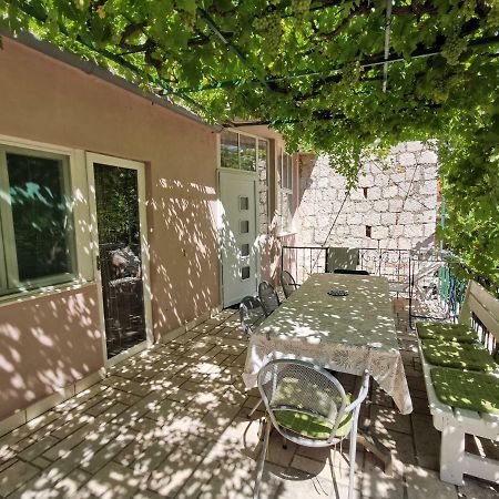 Big And Spacious Apartment In The Heart Of Omiš Eksteriør billede