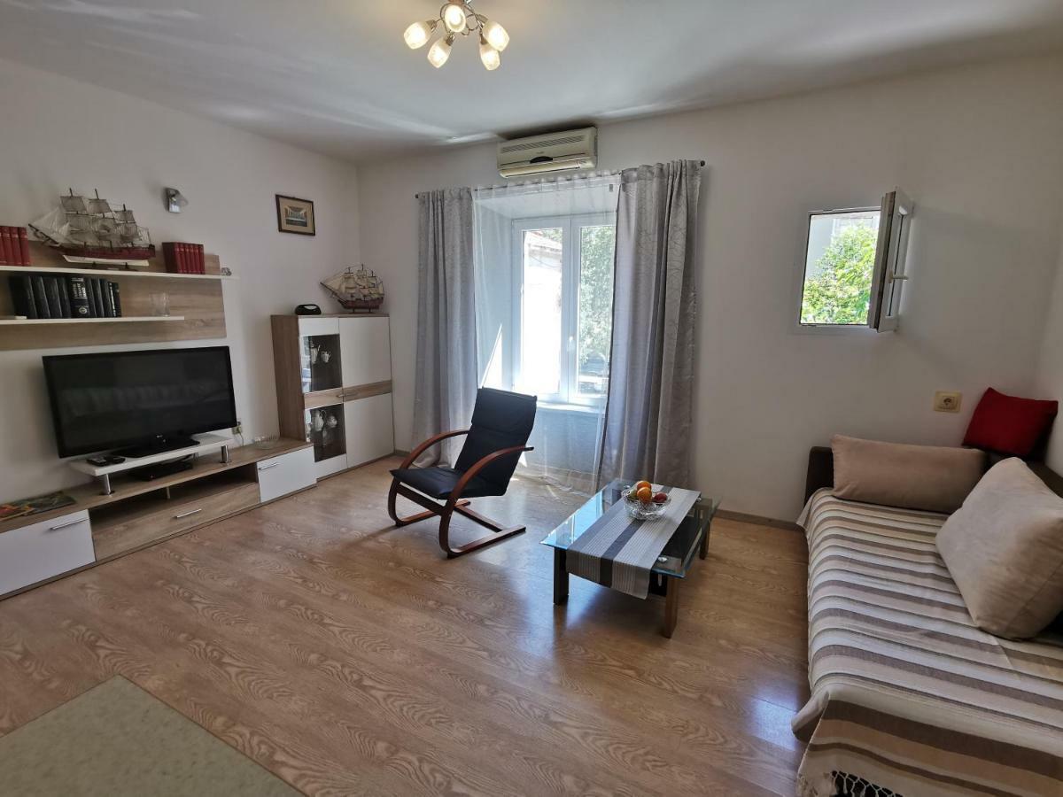 Big And Spacious Apartment In The Heart Of Omiš Eksteriør billede